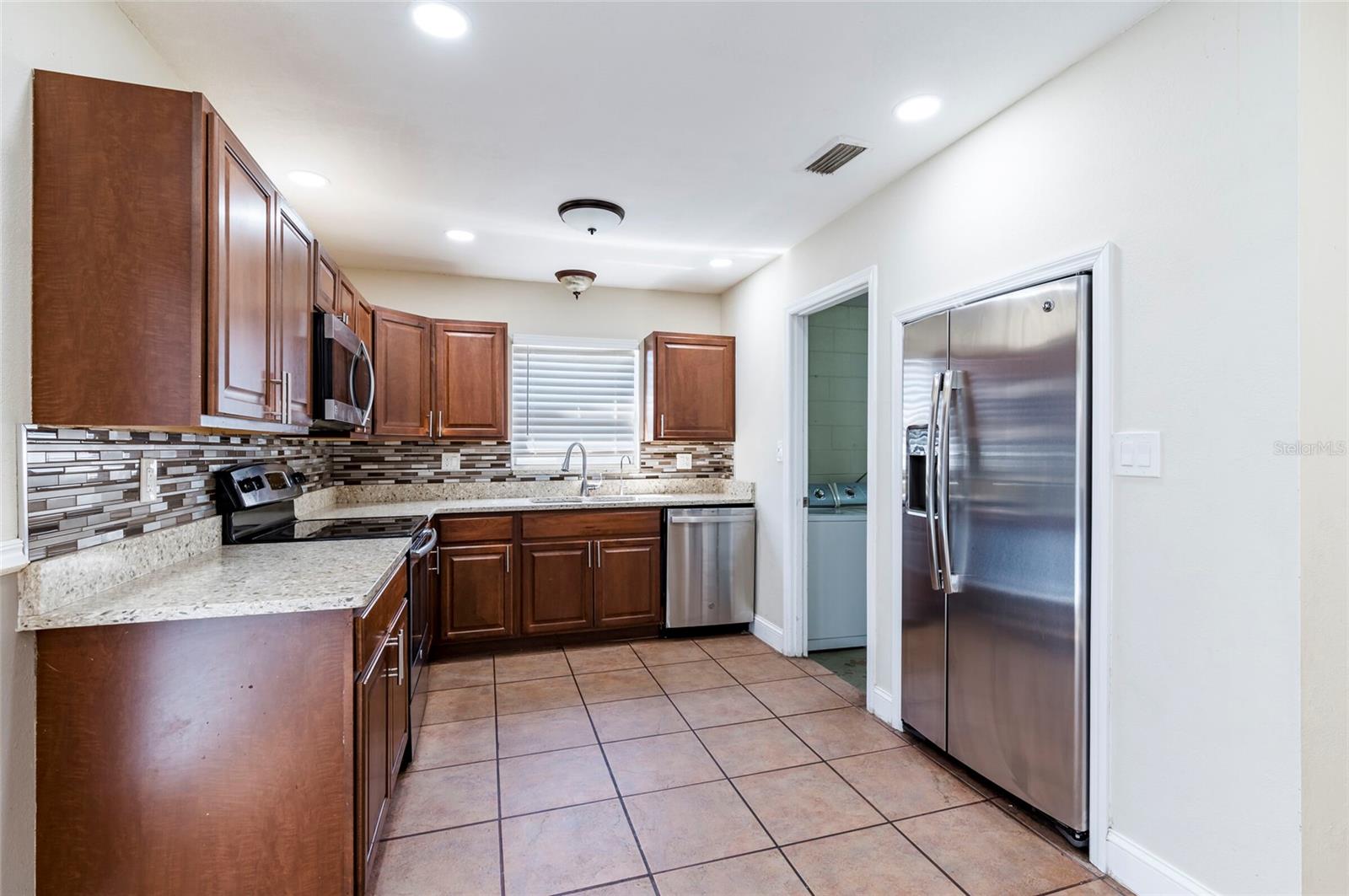 Image 13 of 33 For 2121 23rd Street Sw