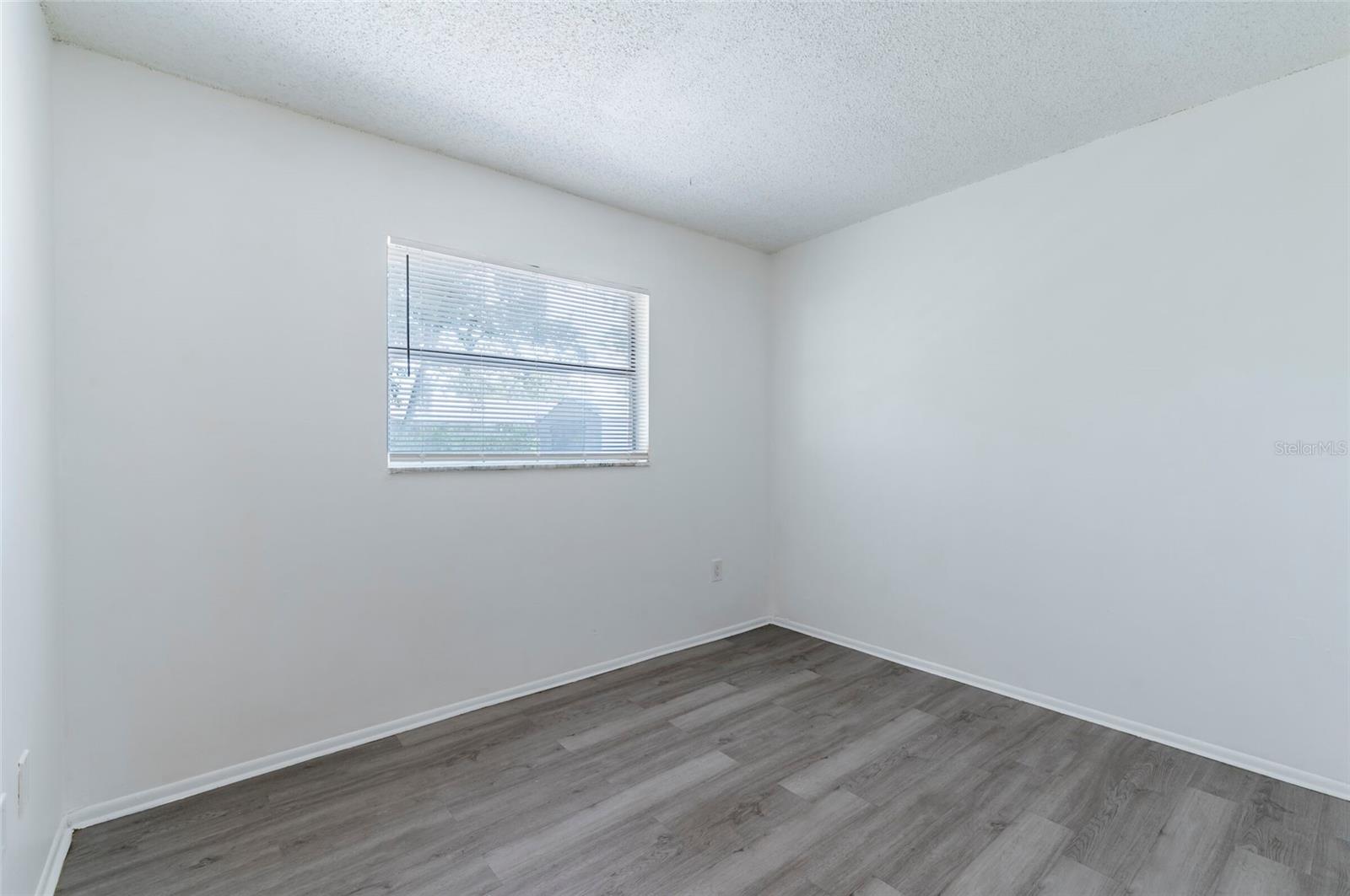 Image 26 of 33 For 2121 23rd Street Sw