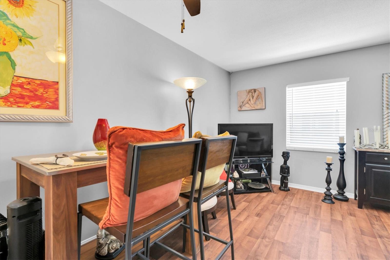 Image 5 of 17 For 6960 Sunset Drive S 2b