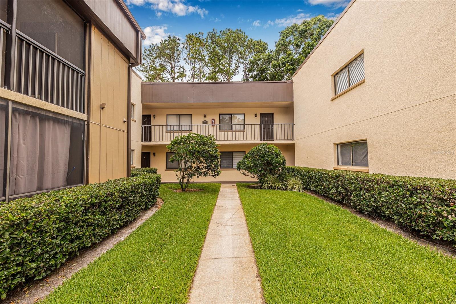 Details for 11816 Raintree Lake Lane B, TAMPA, FL 33617