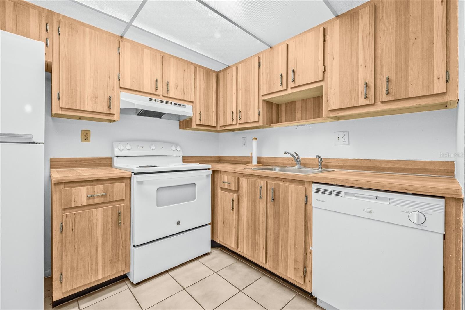 Image 10 of 24 For 11816 Raintree Lake Lane B