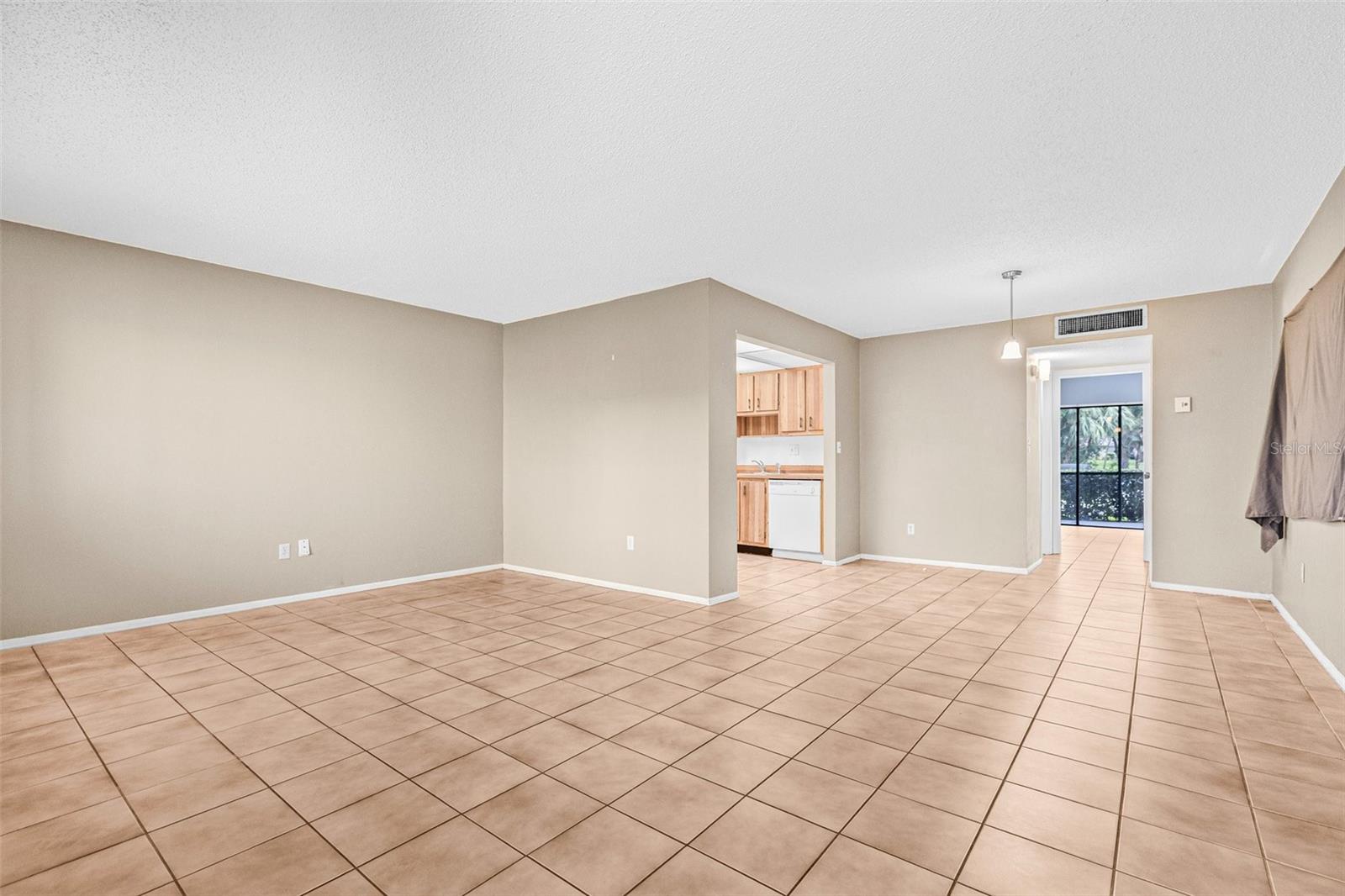 Image 5 of 24 For 11816 Raintree Lake Lane B
