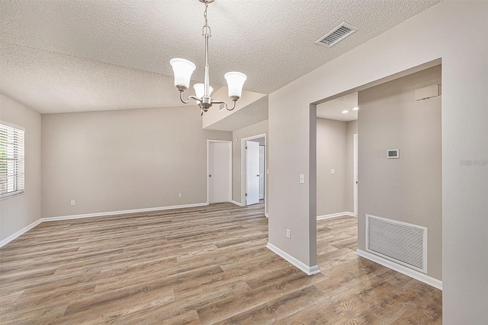 Image 12 of 41 For 15801 Cottontail Place