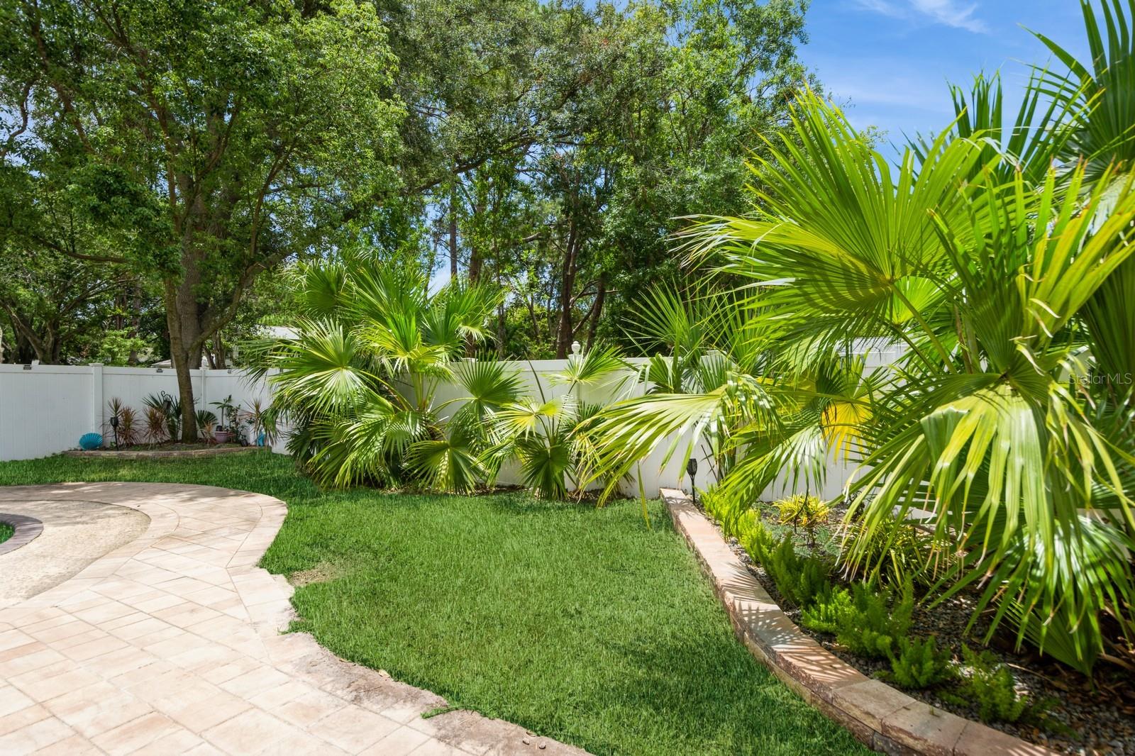 Image 27 of 41 For 15801 Cottontail Place