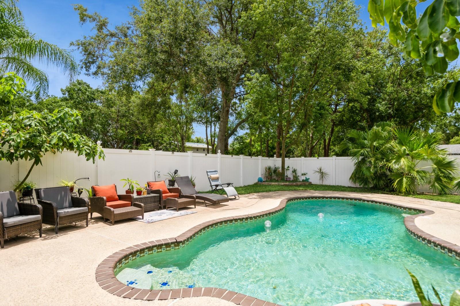 Image 33 of 41 For 15801 Cottontail Place