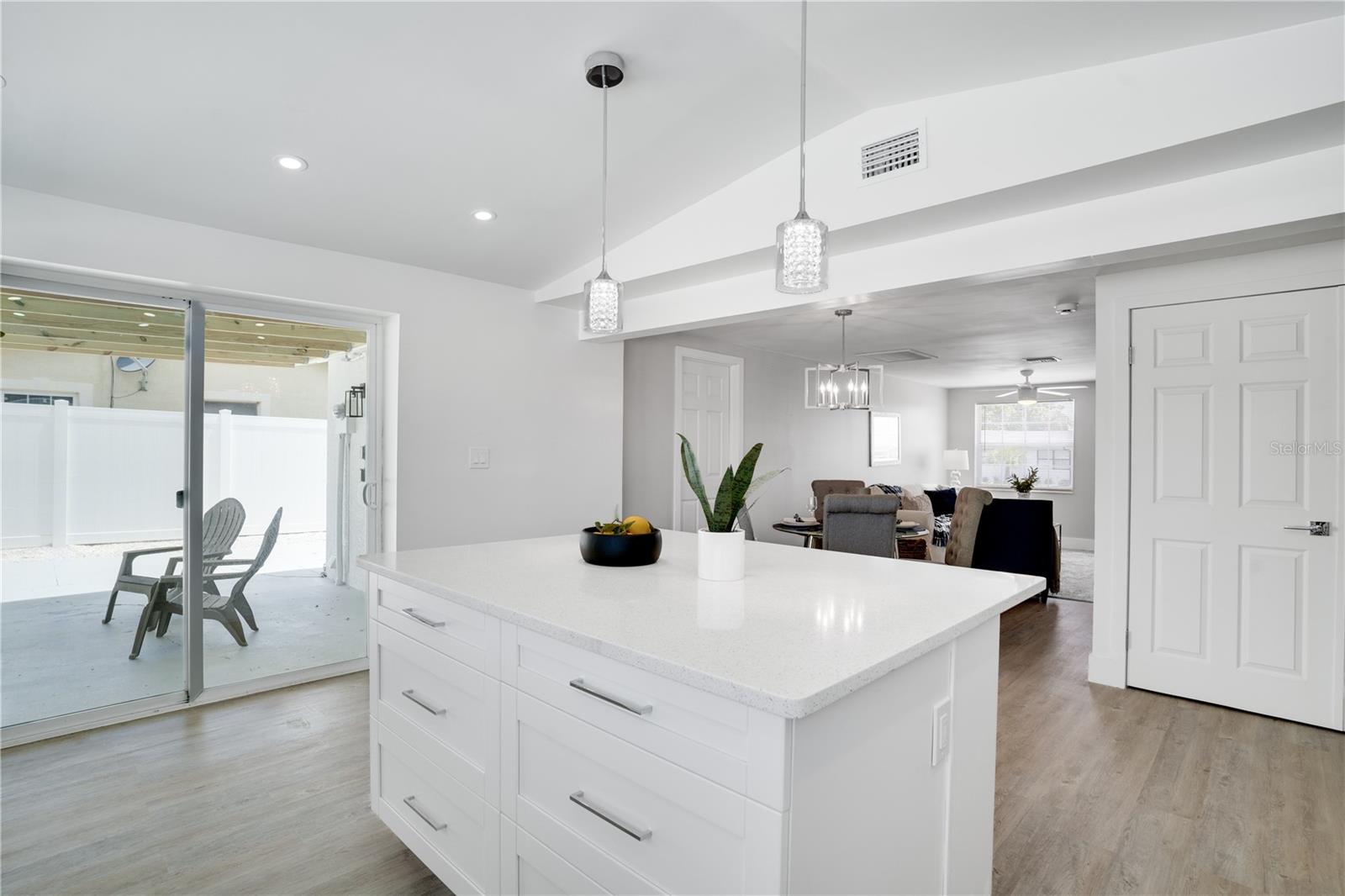 Image 15 of 41 For 12448 114th Street
