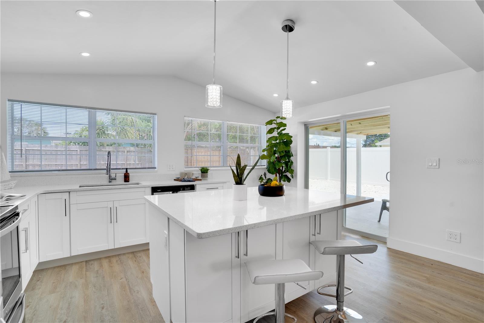 Image 16 of 41 For 12448 114th Street