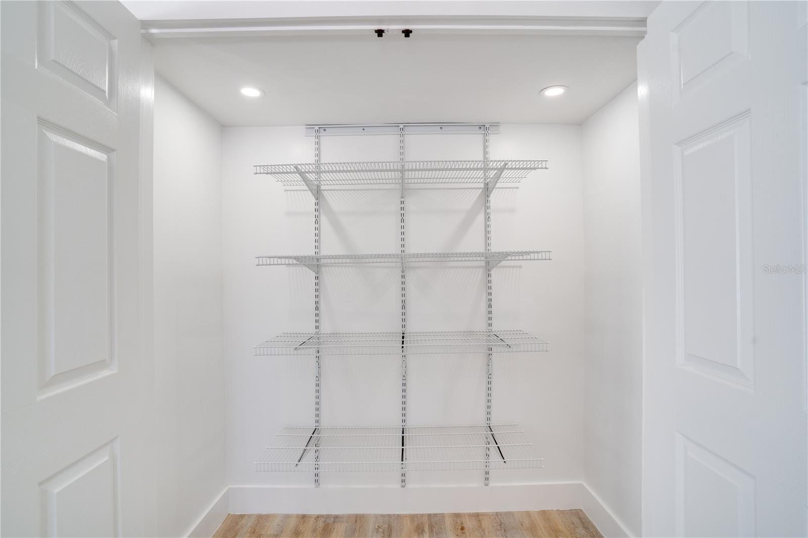 Image 17 of 41 For 12448 114th Street