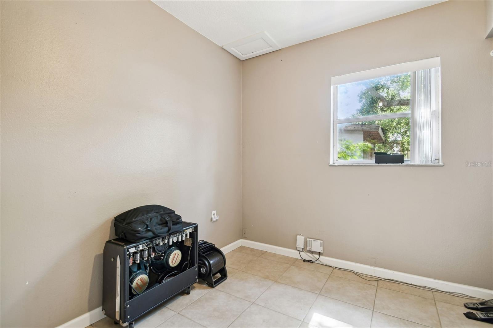 Image 15 of 30 For 4412 Bray Road