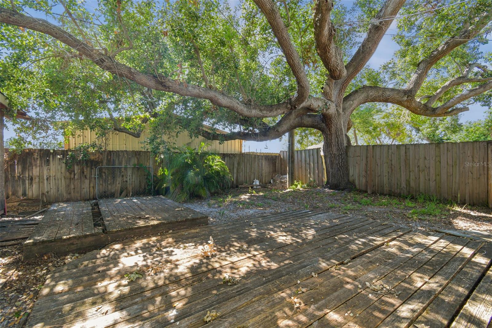 Image 21 of 30 For 4412 Bray Road