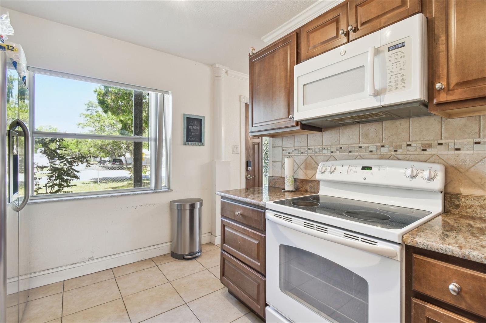 Image 8 of 30 For 4412 Bray Road