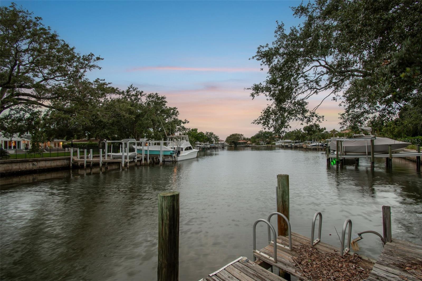 Details for 424 Davis Boulevard, TAMPA, FL 33606
