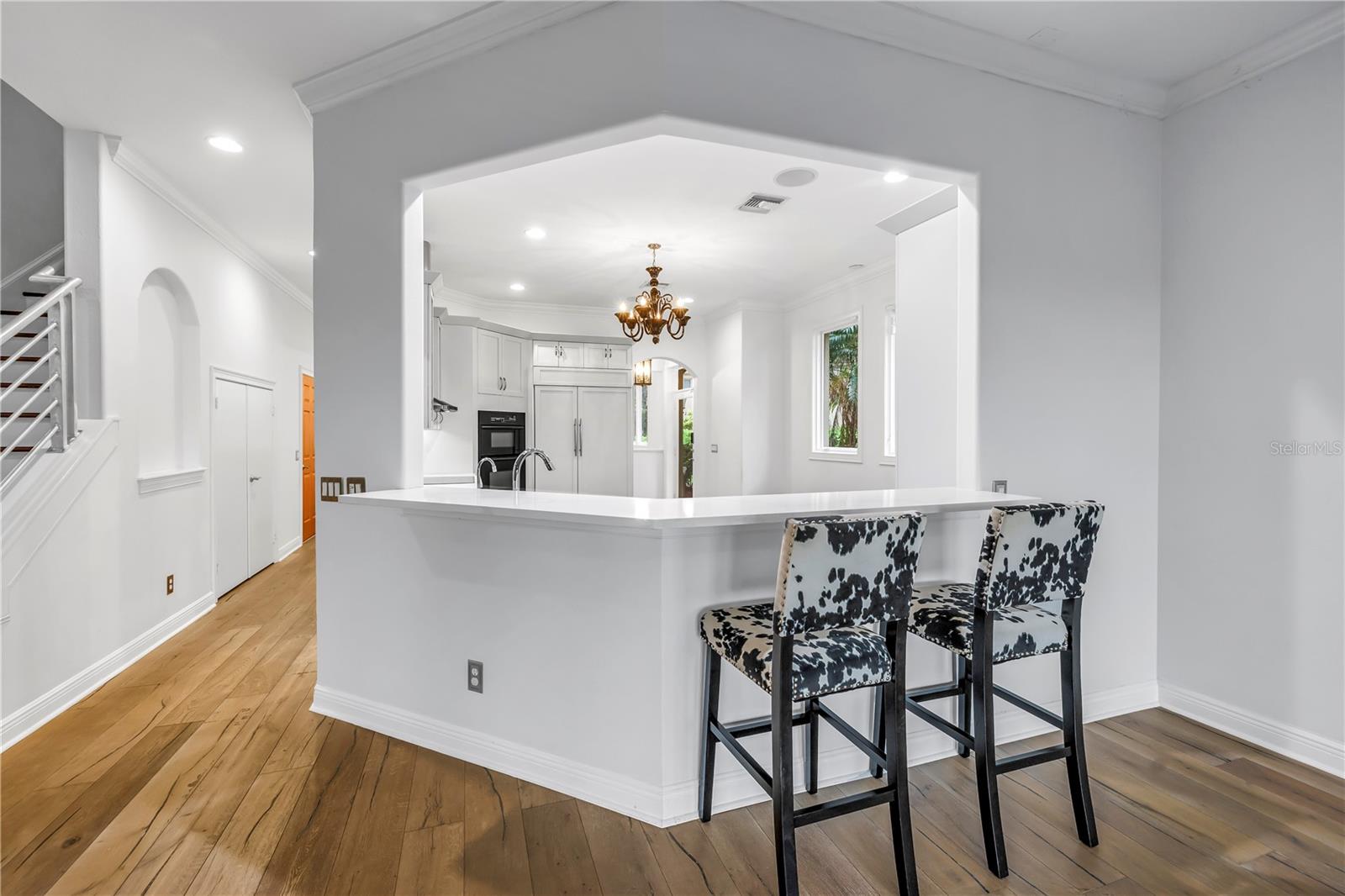 Image 14 of 47 For 651 Saxony Boulevard