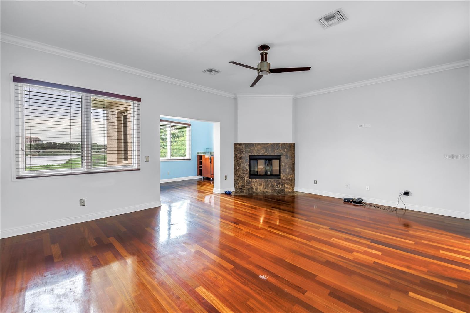 Image 20 of 47 For 651 Saxony Boulevard