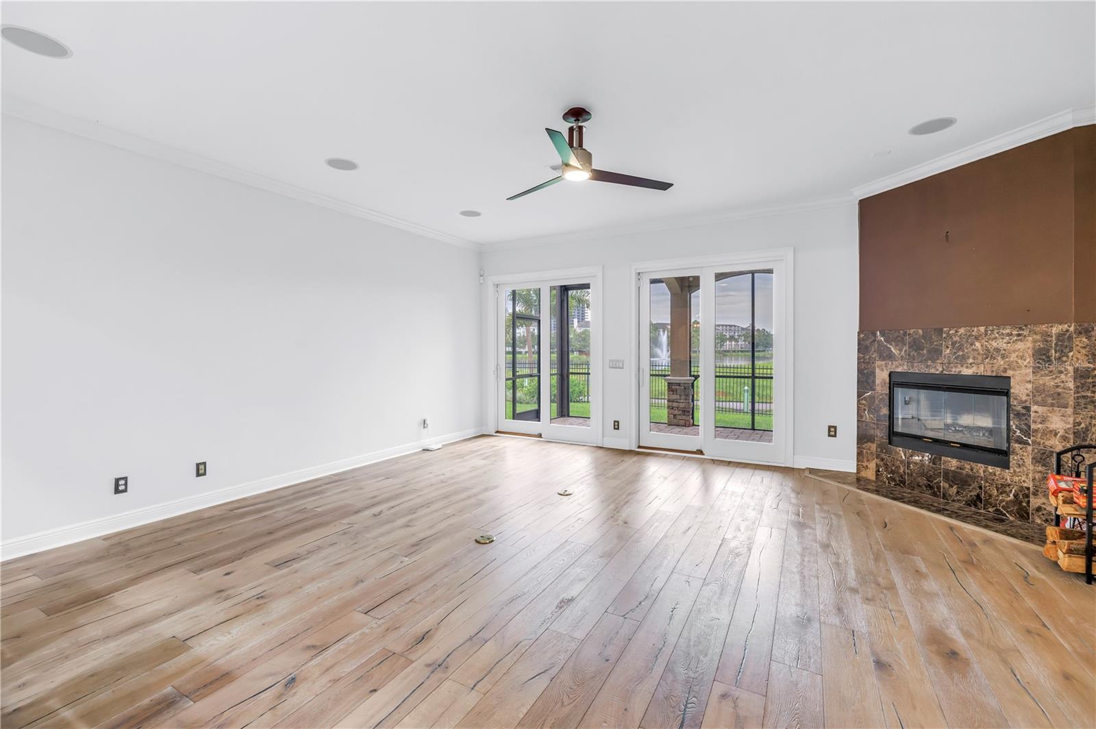 Image 3 of 47 For 651 Saxony Boulevard
