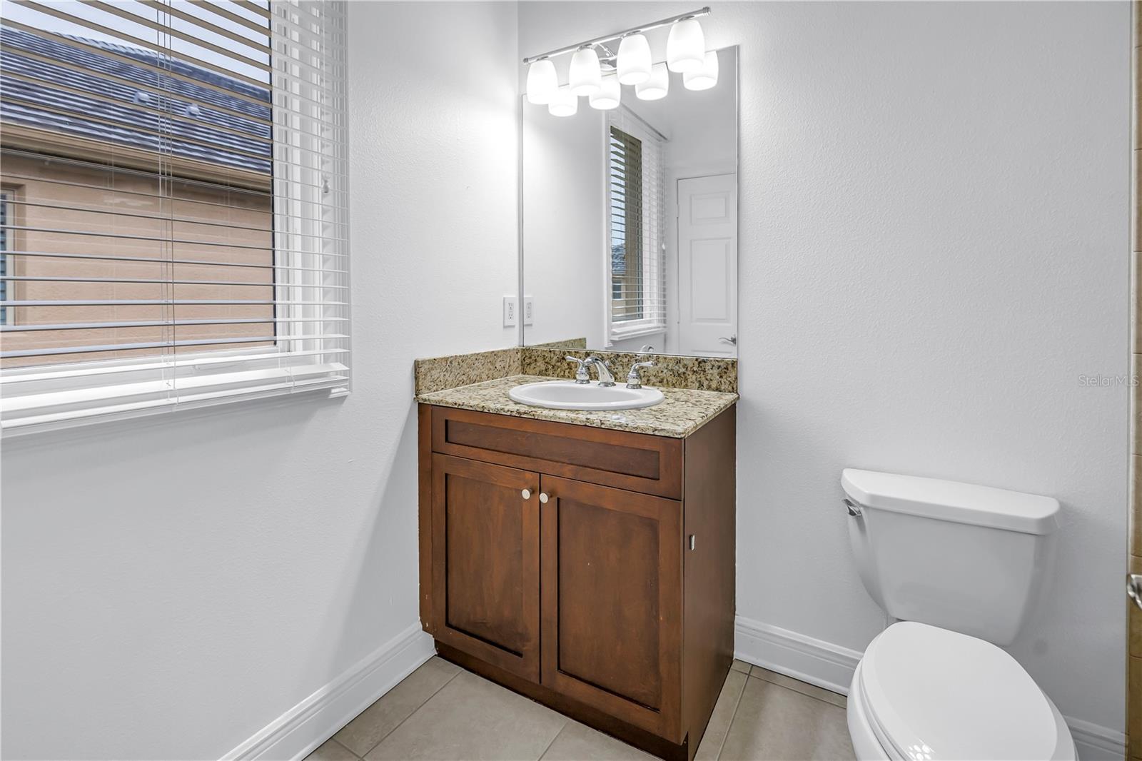 Image 37 of 47 For 651 Saxony Boulevard