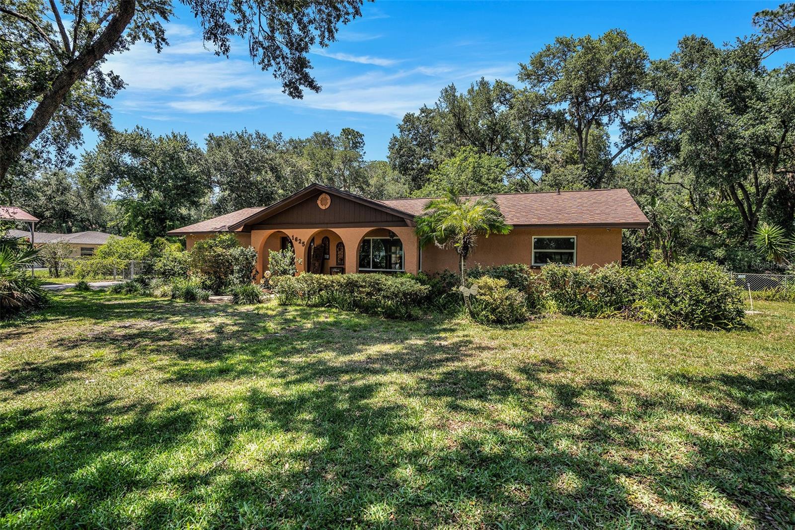 Image 2 of 39 For 1625 Itchepackesassa Drive