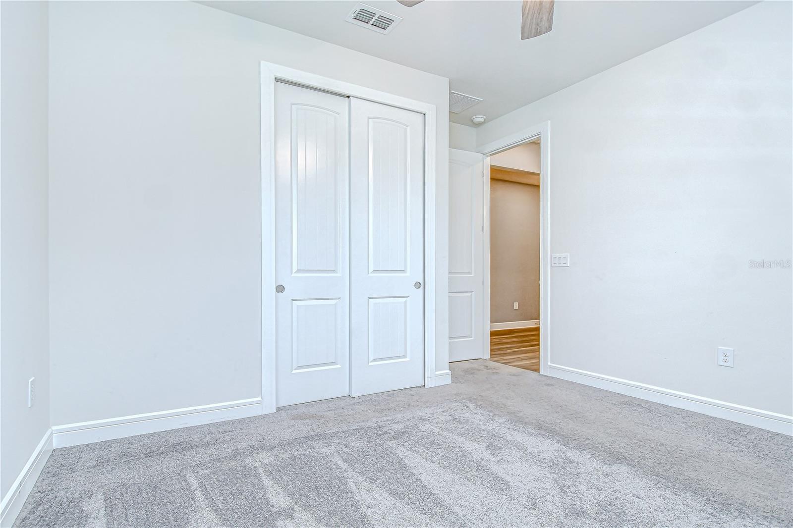 Image 17 of 26 For 6119 Bradford Woods Drive