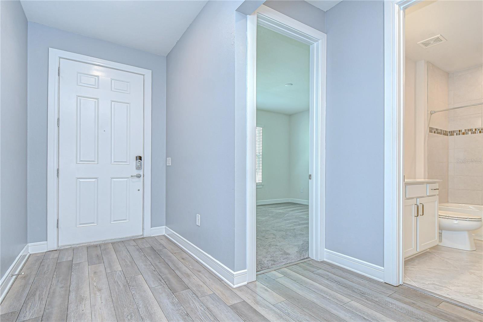 Image 4 of 26 For 6119 Bradford Woods Drive
