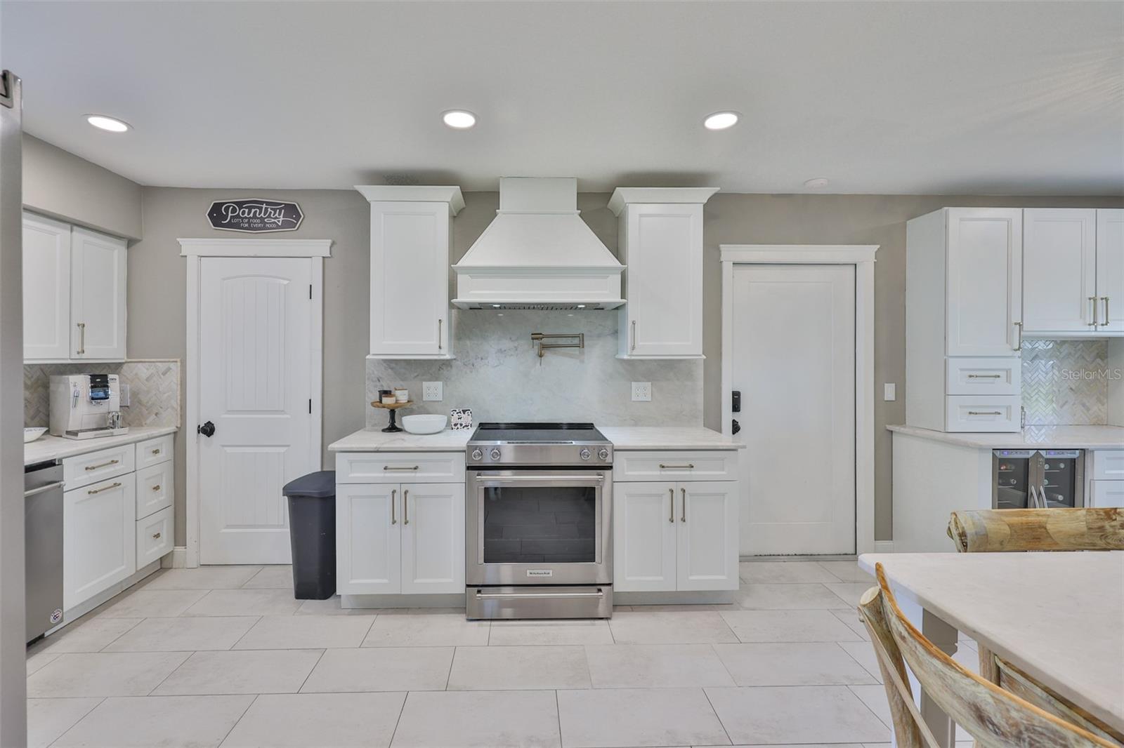 Image 12 of 41 For 12468 Empire Drive