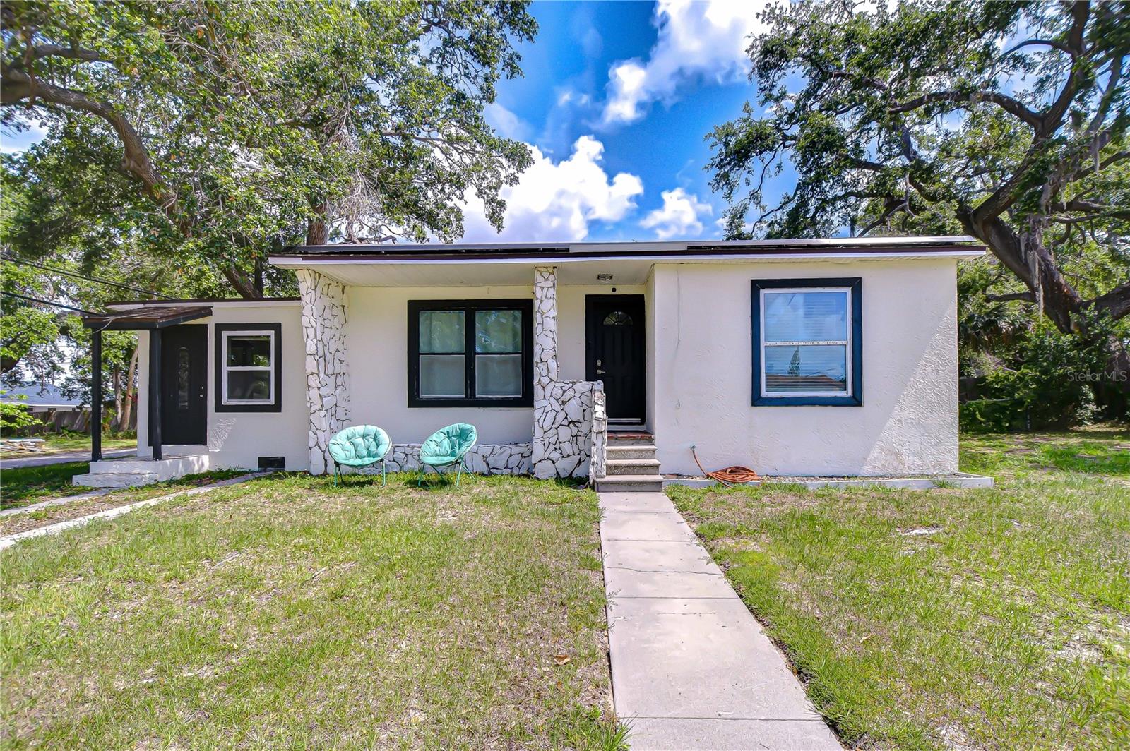 Image 2 of 32 For 5325 8th Avenue S