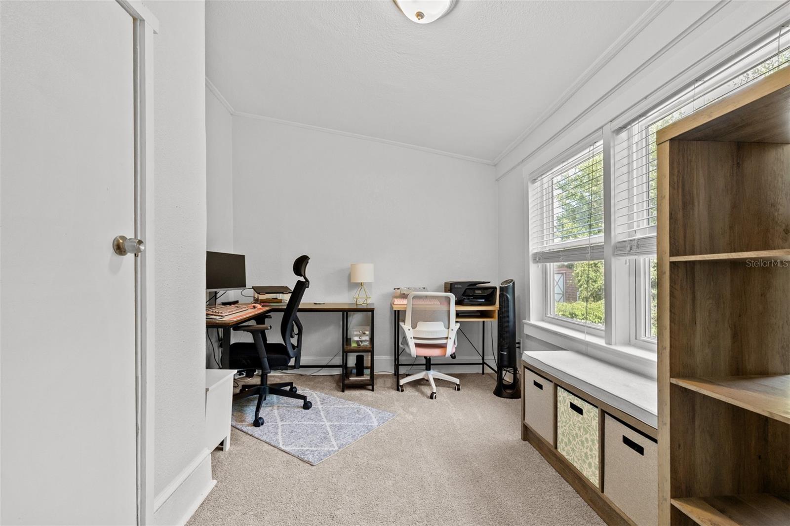 Image 26 of 38 For 910 Chelsea Street