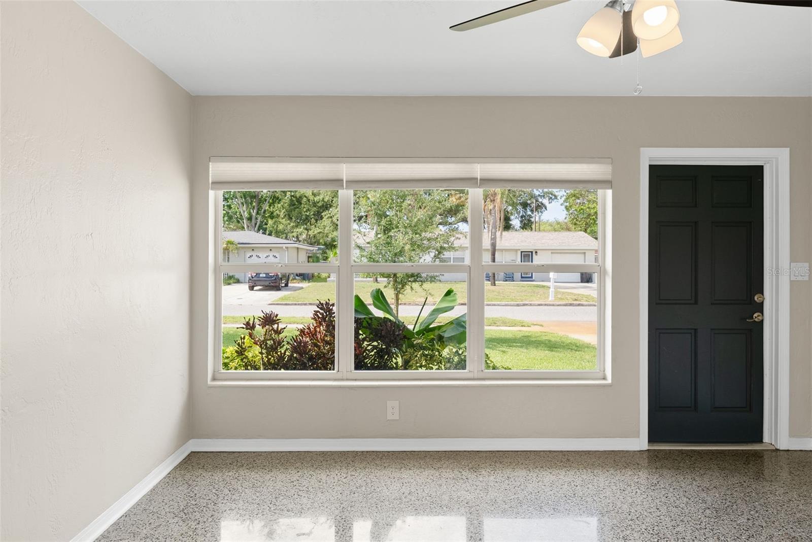Image 10 of 38 For 5961 41st Avenue N