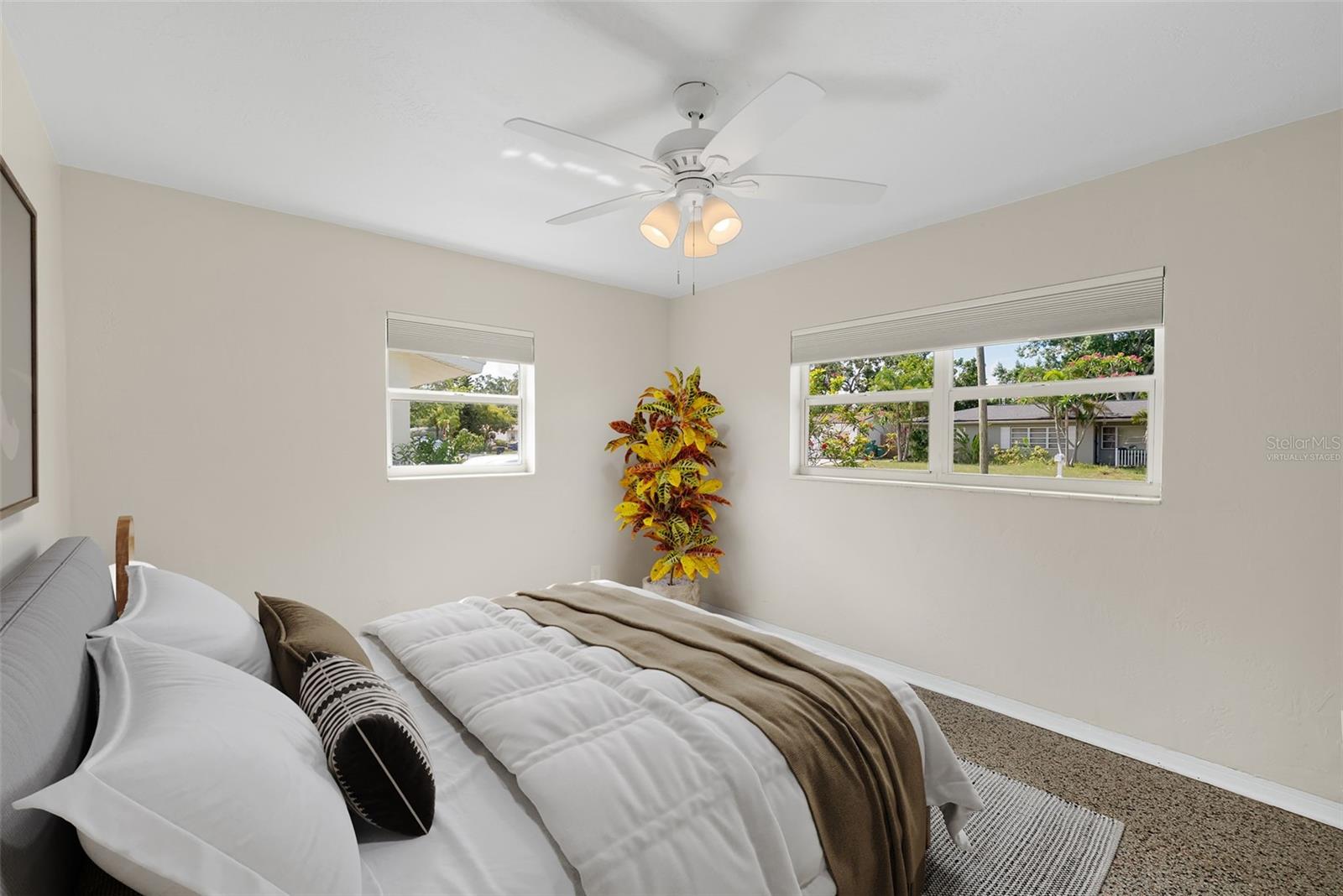 Image 20 of 38 For 5961 41st Avenue N
