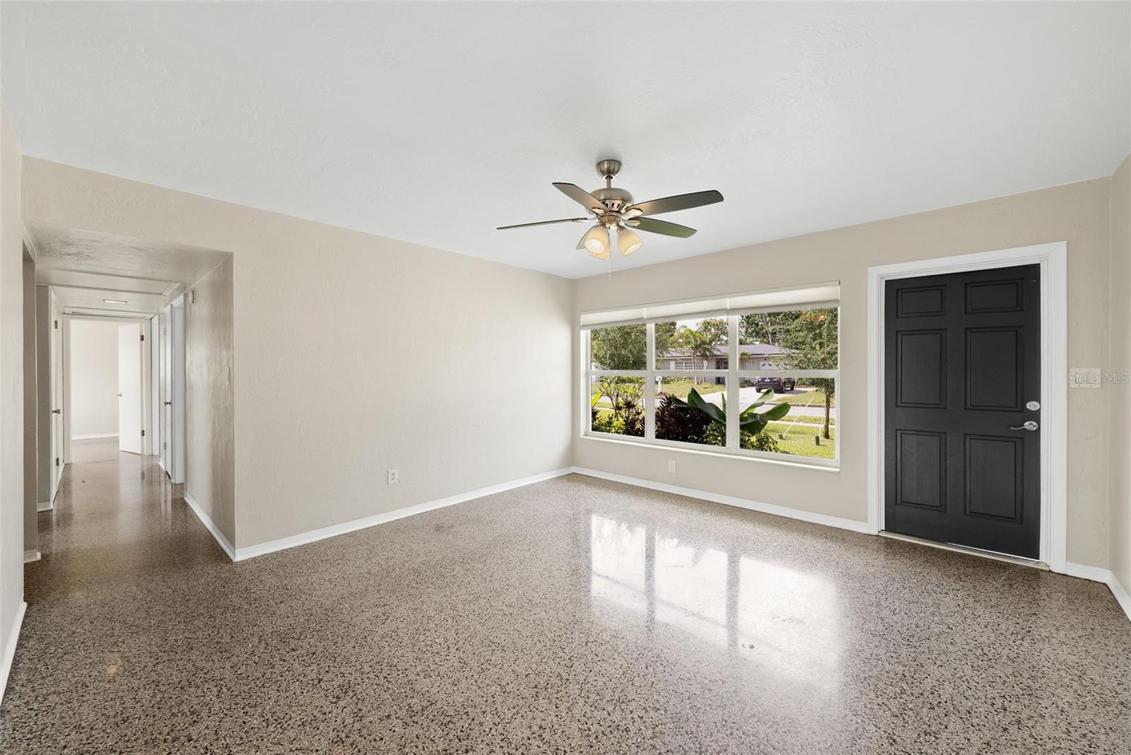 Image 5 of 38 For 5961 41st Avenue N