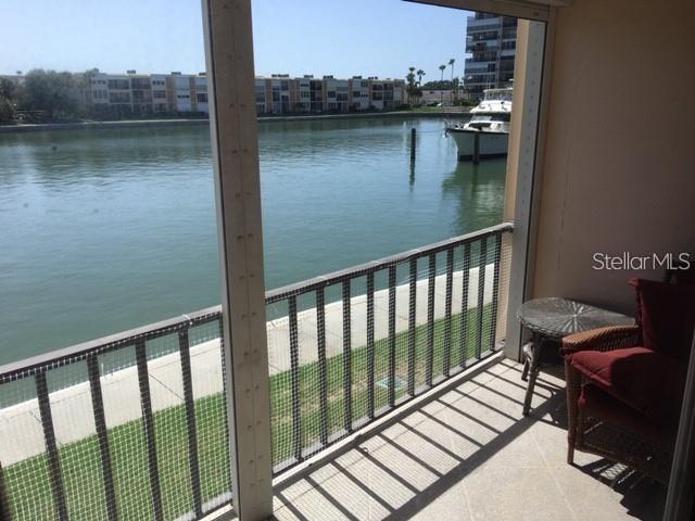 Image 8 of 23 For 7625 Sun Island Drive S 202