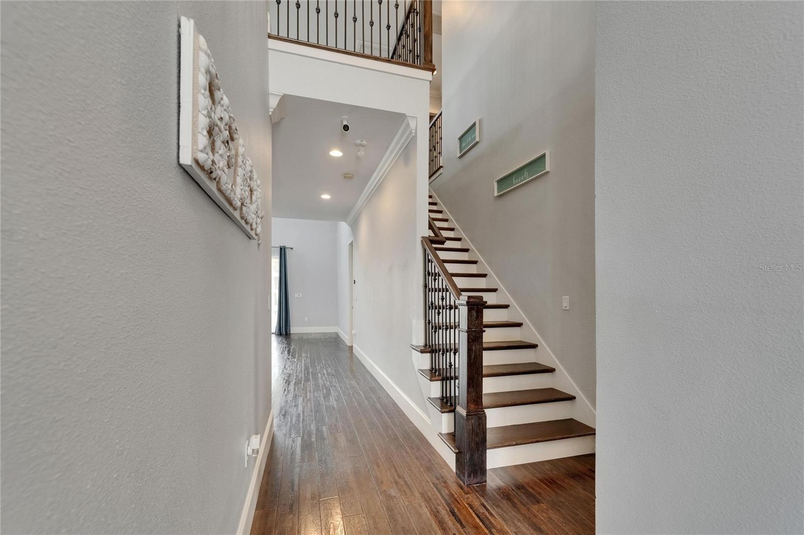 Image 43 of 100 For 6116 Lagomar Lane