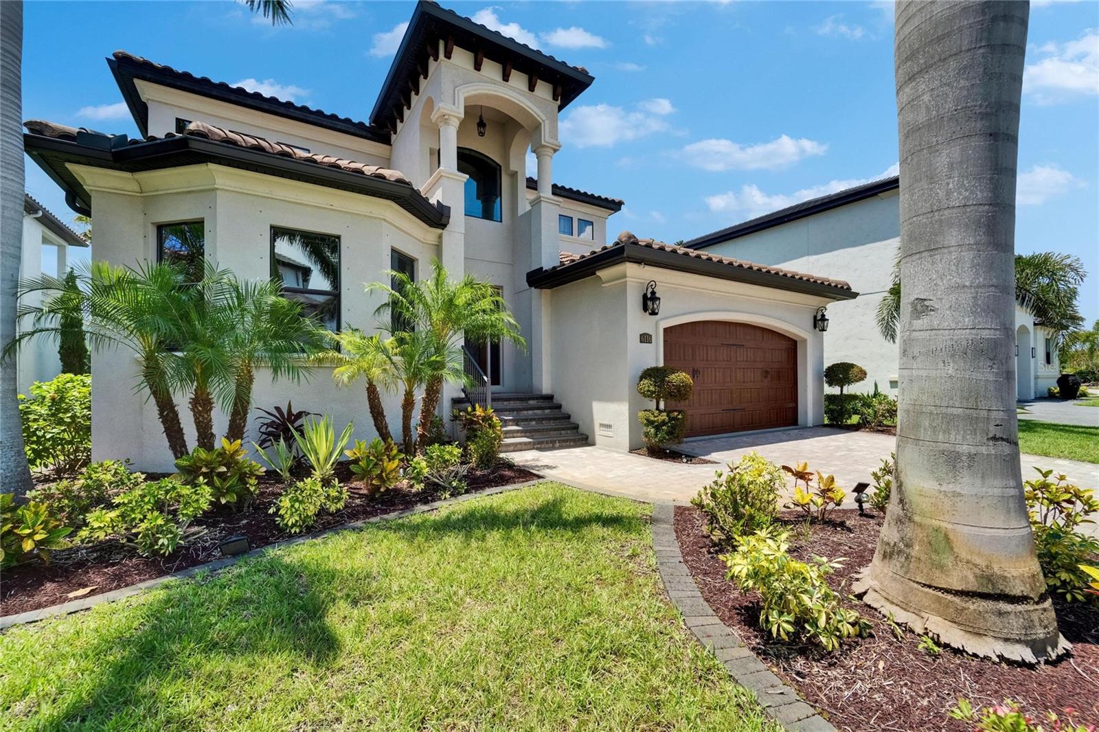 Image 5 of 100 For 6116 Lagomar Lane