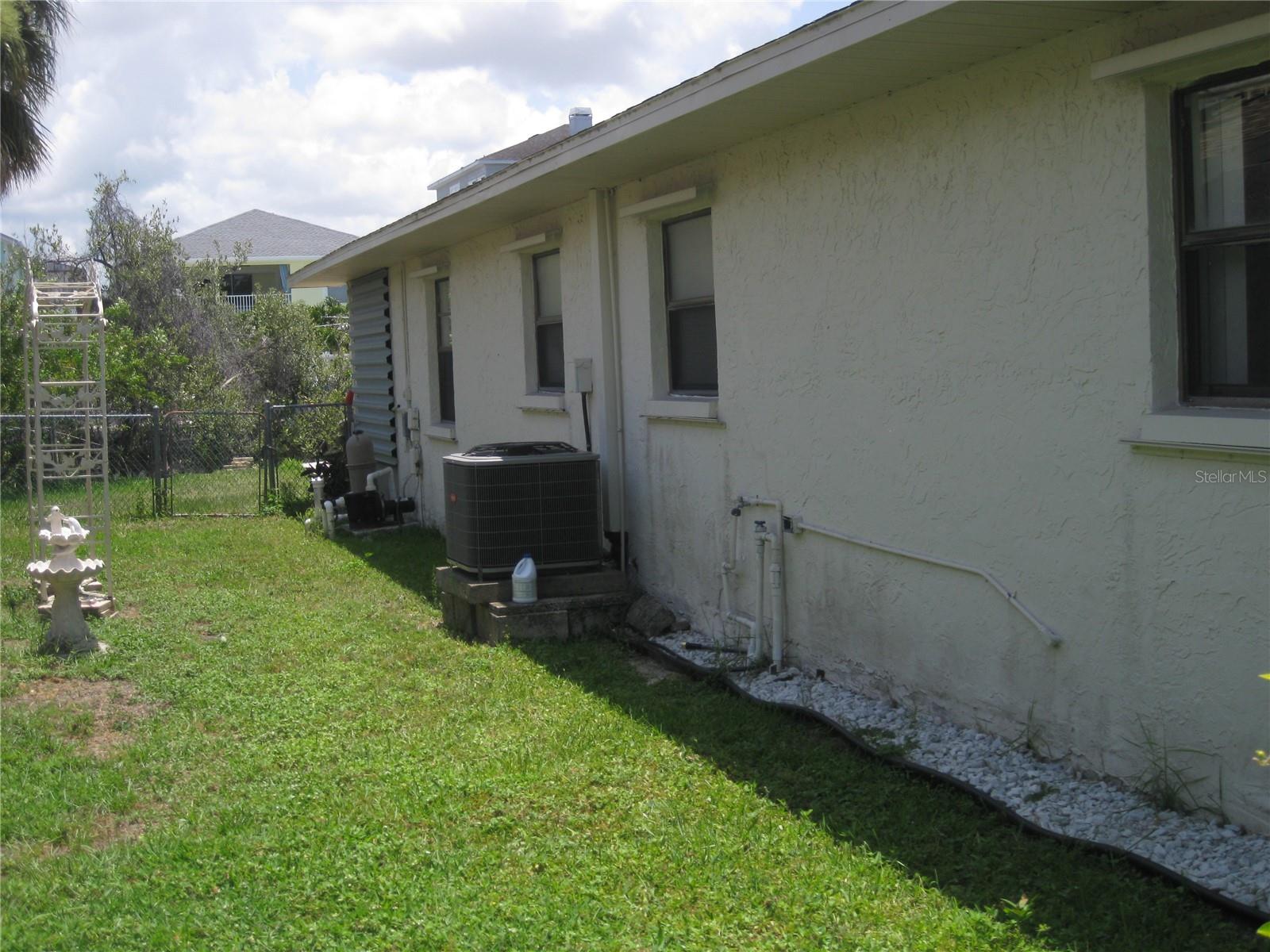 Image 13 of 18 For 4673 Dewey Drive