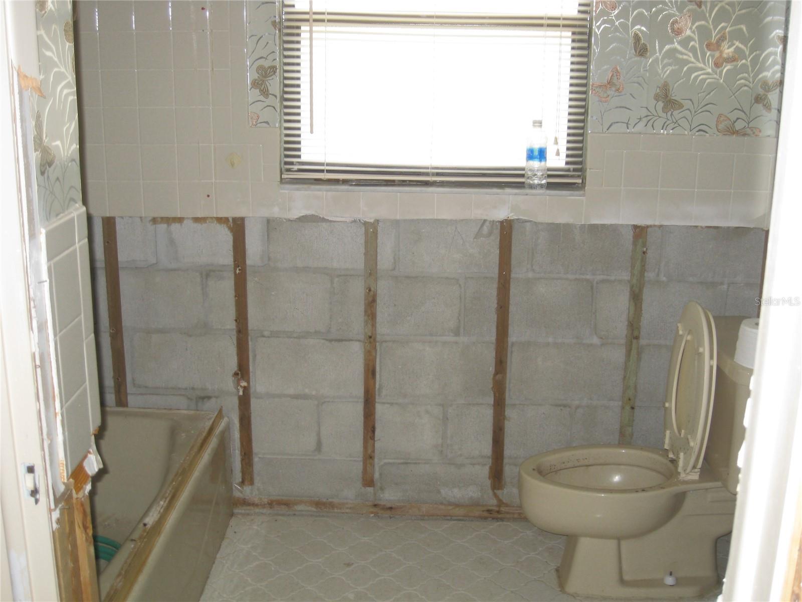 Image 7 of 18 For 4673 Dewey Drive