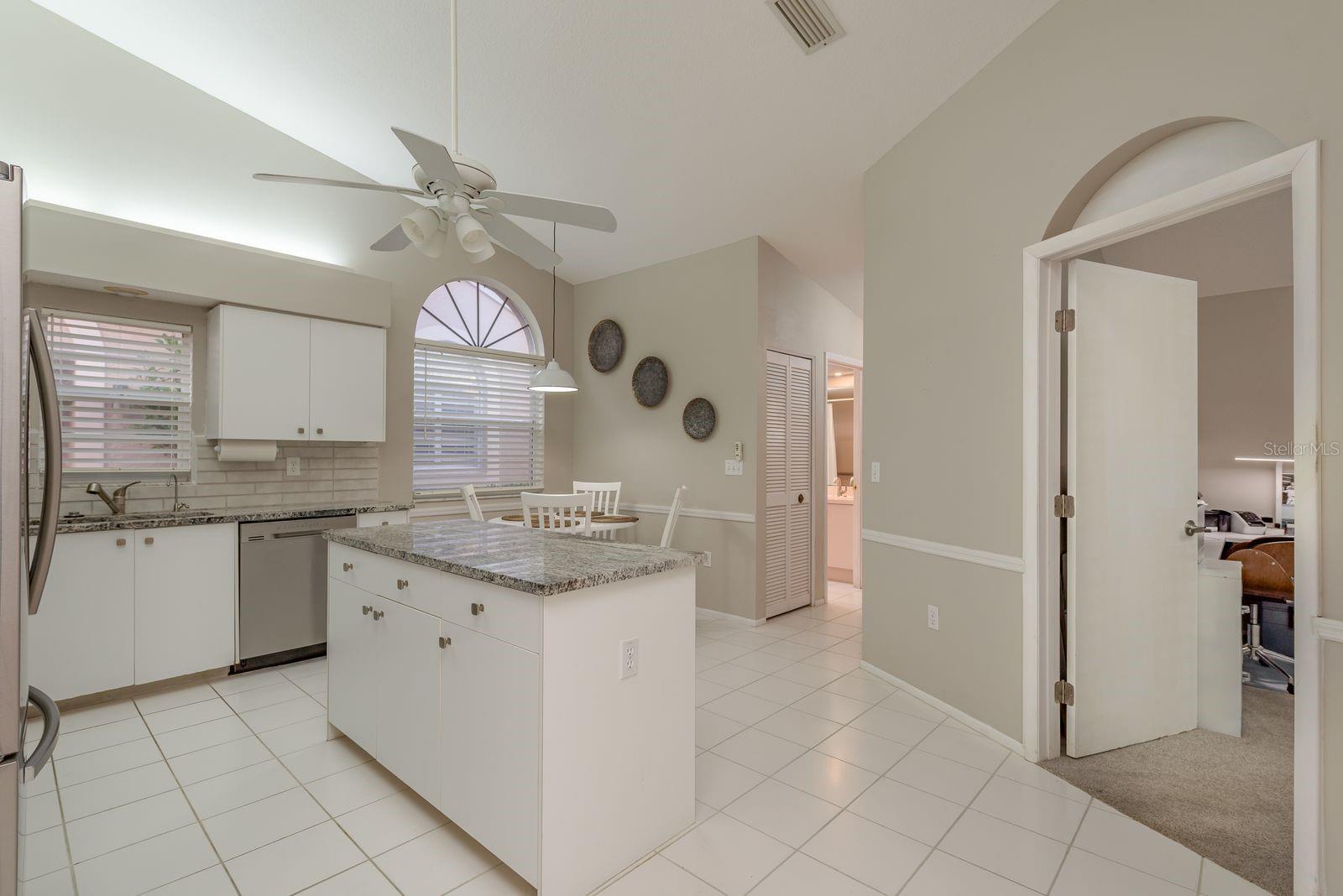 Image 14 of 53 For 3875 Darston Street