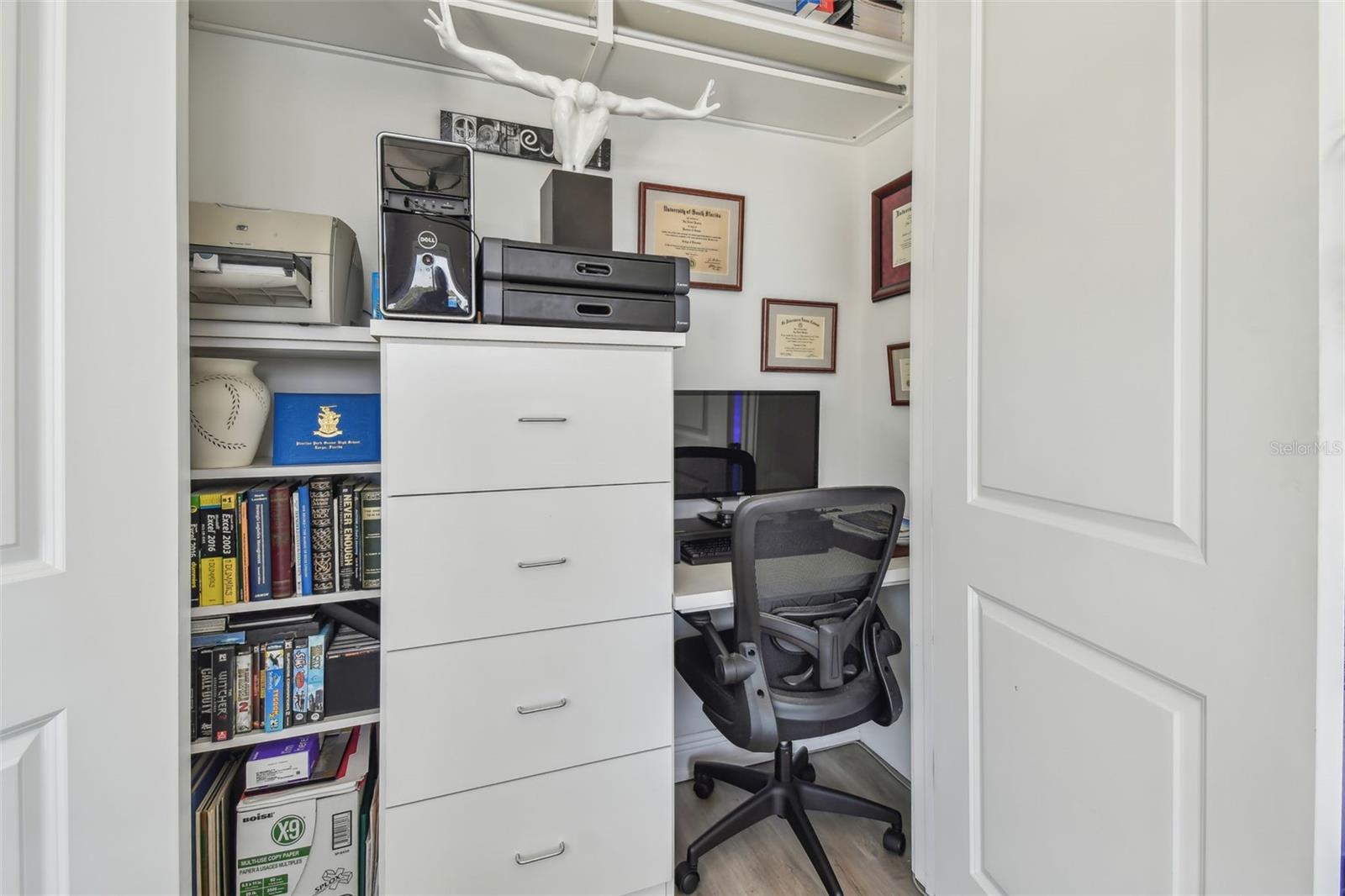 Listing photo id 15 for 17 Franklin Court S C