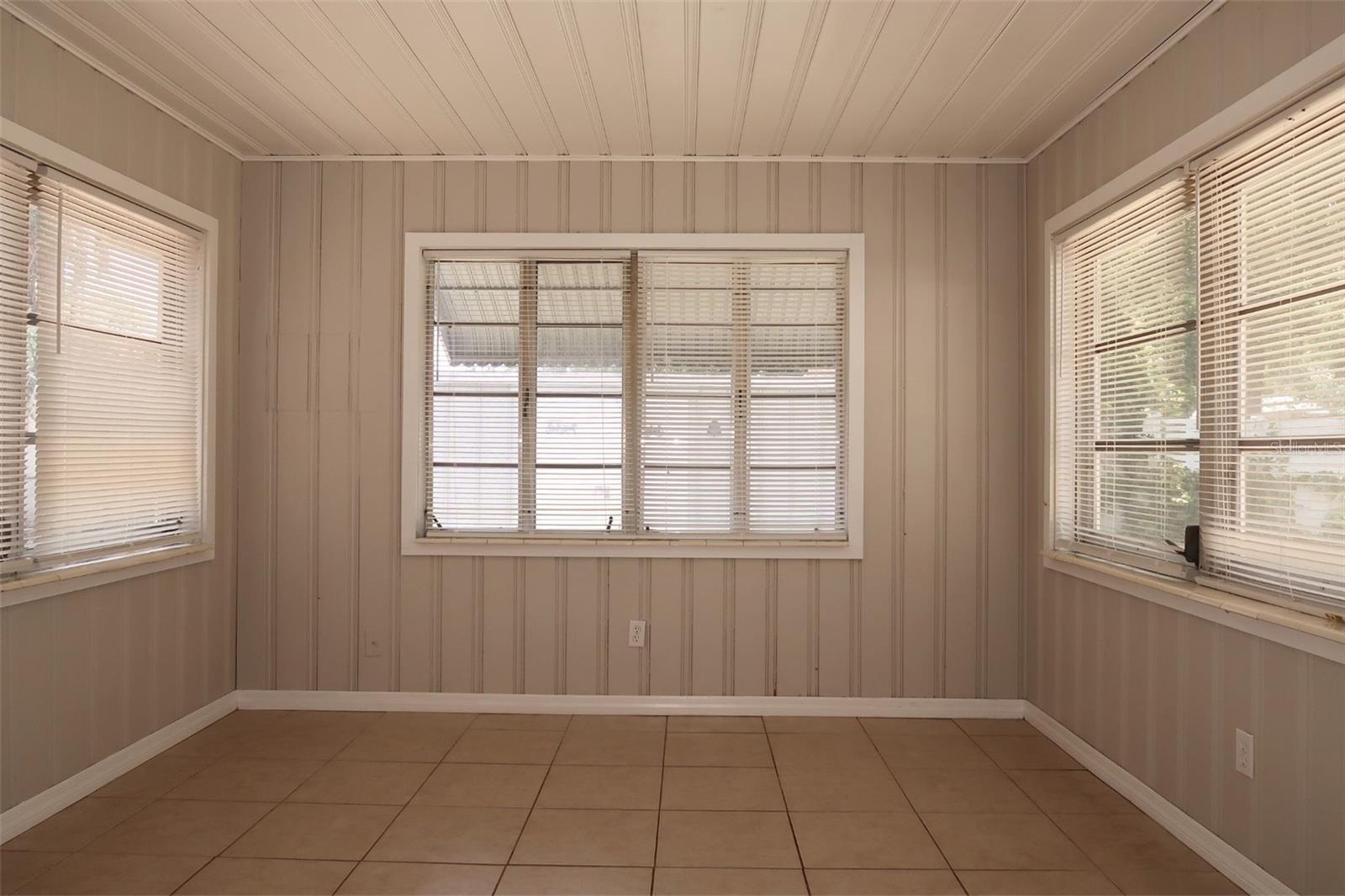 Image 7 of 15 For 6840 12th Street N