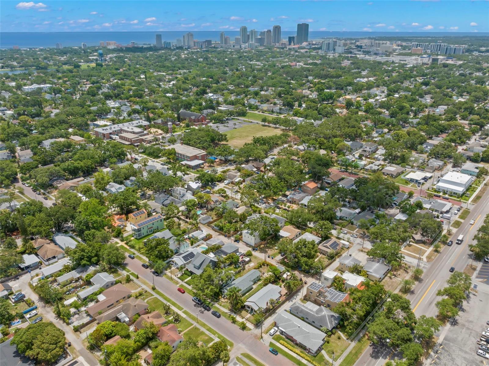 Listing photo id 36 for 1530 21st Avenue N