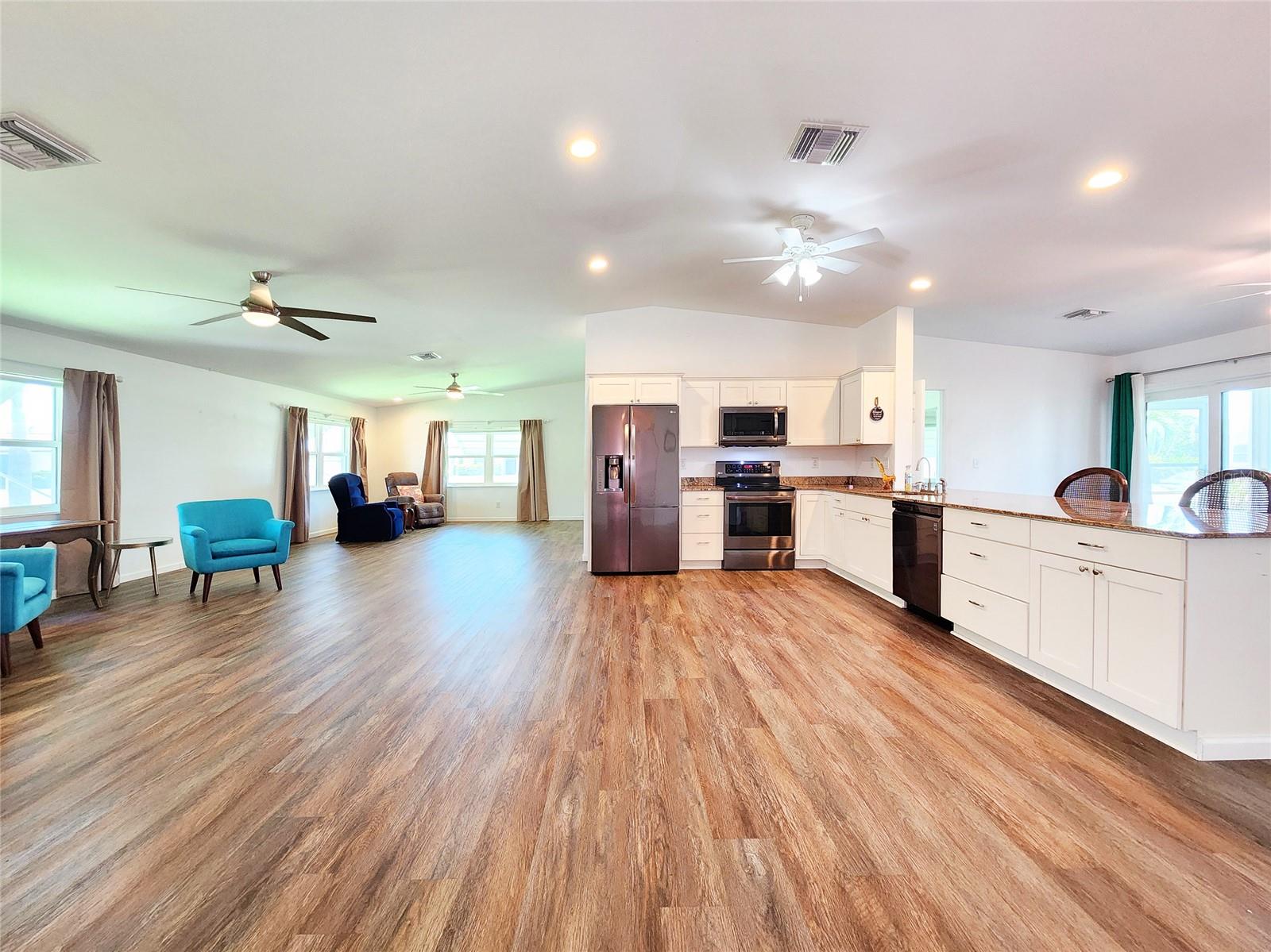 Image 11 of 52 For 1207 27th Terrace