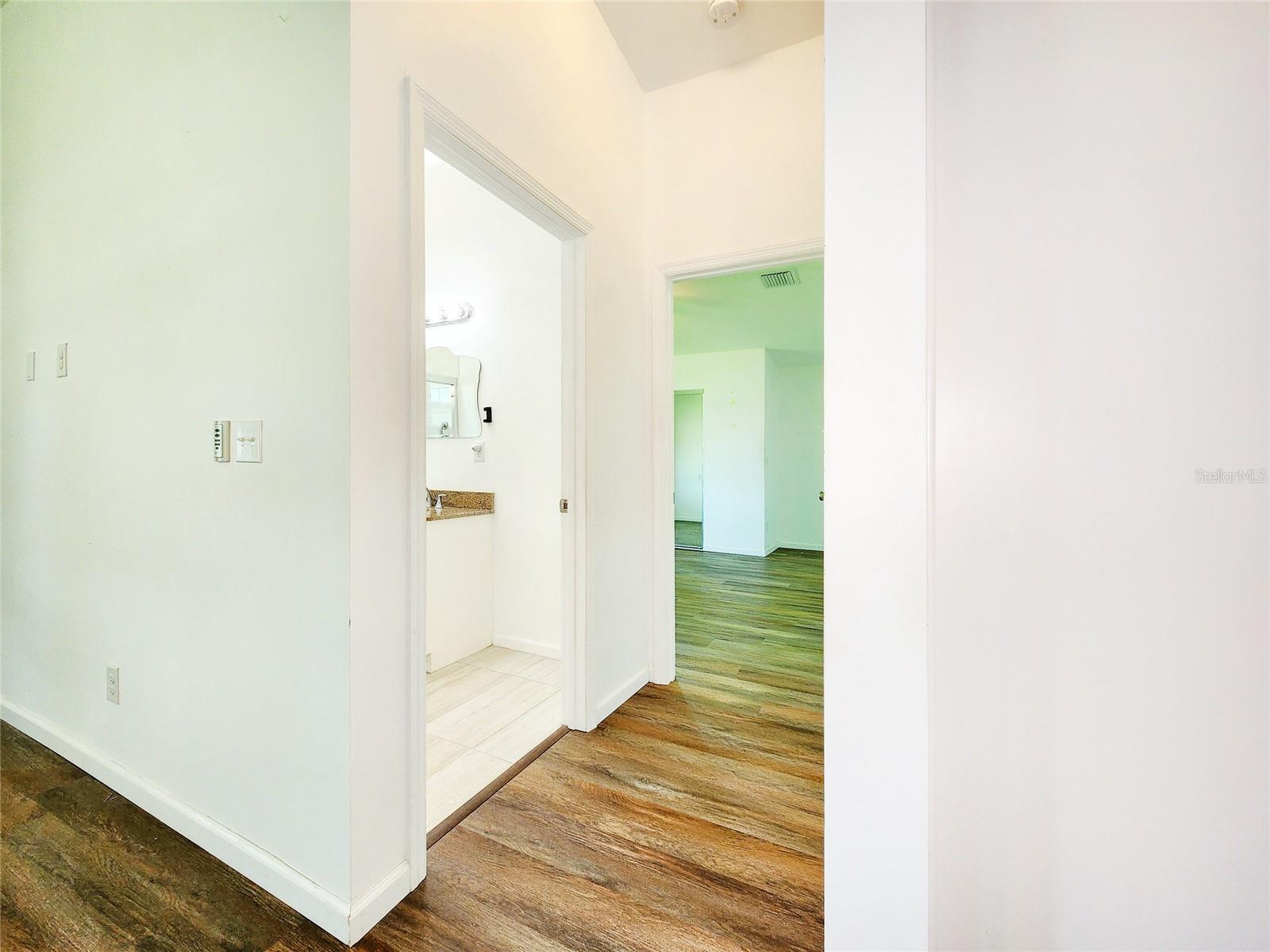 Image 22 of 52 For 1207 27th Terrace