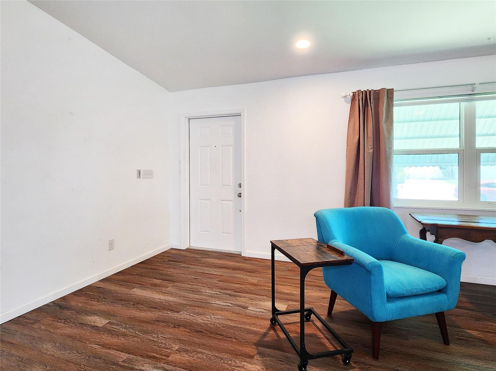 Image 9 of 52 For 1207 27th Terrace