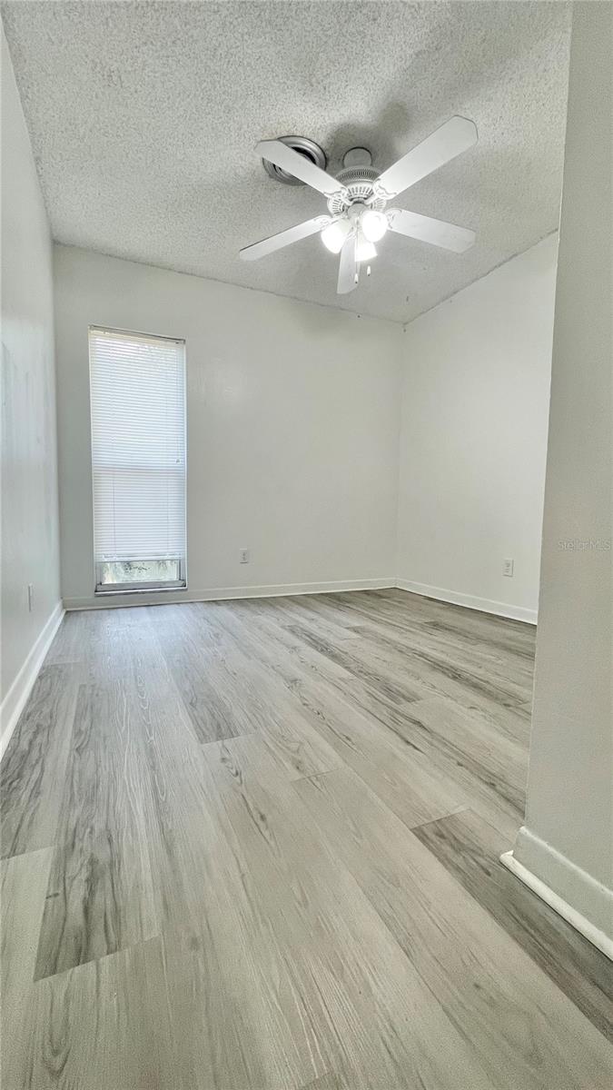 Image 14 of 23 For 501 E Bay Dr  3504