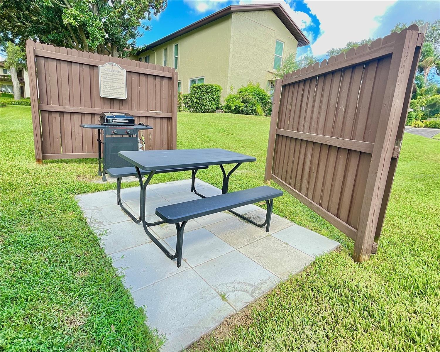 Image 22 of 23 For 501 E Bay Dr  3504