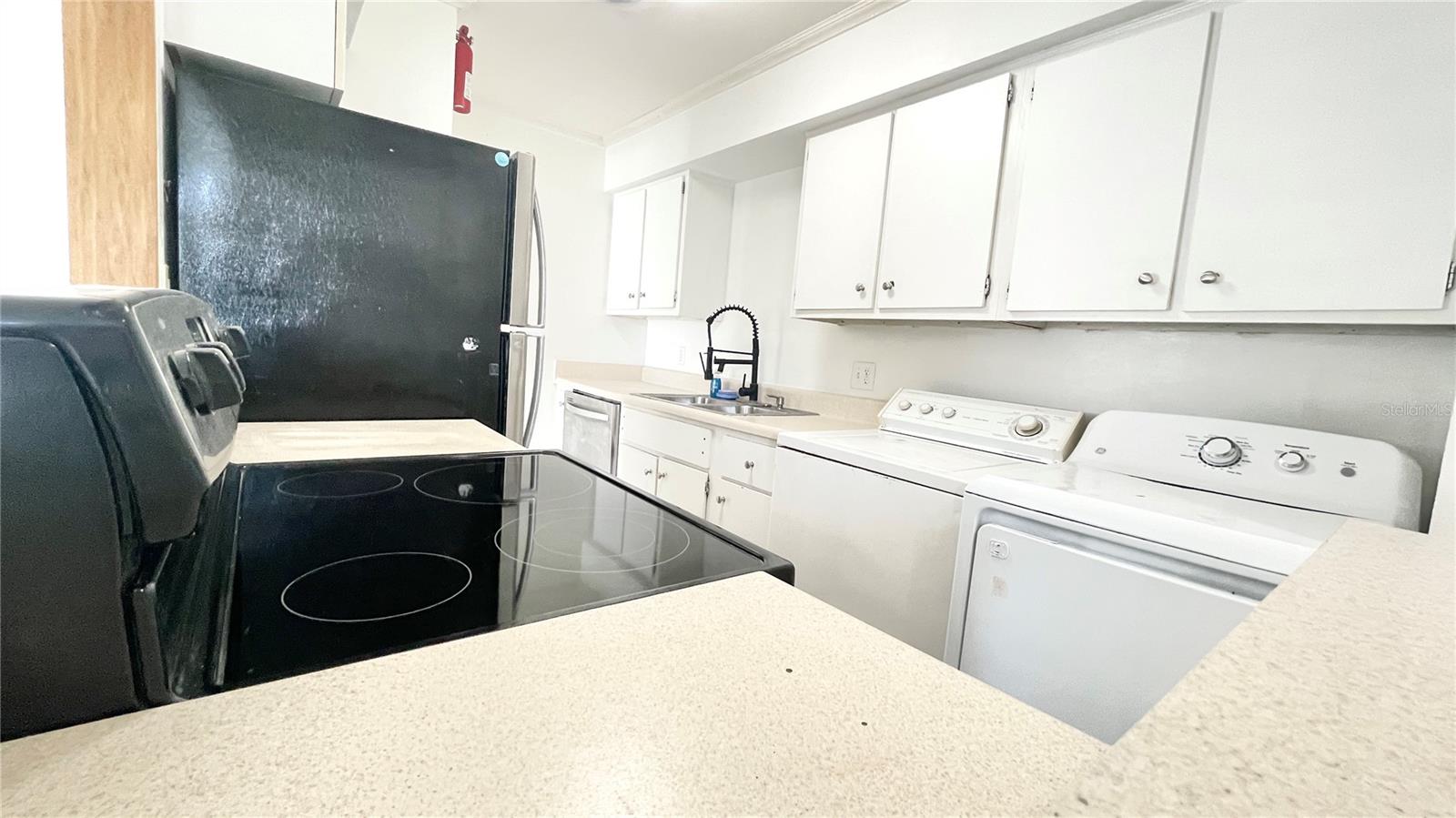 Image 6 of 23 For 501 E Bay Dr  3504