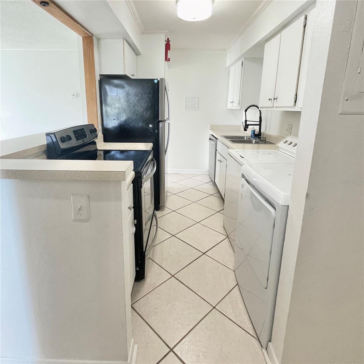 Image 7 of 23 For 501 E Bay Dr  3504
