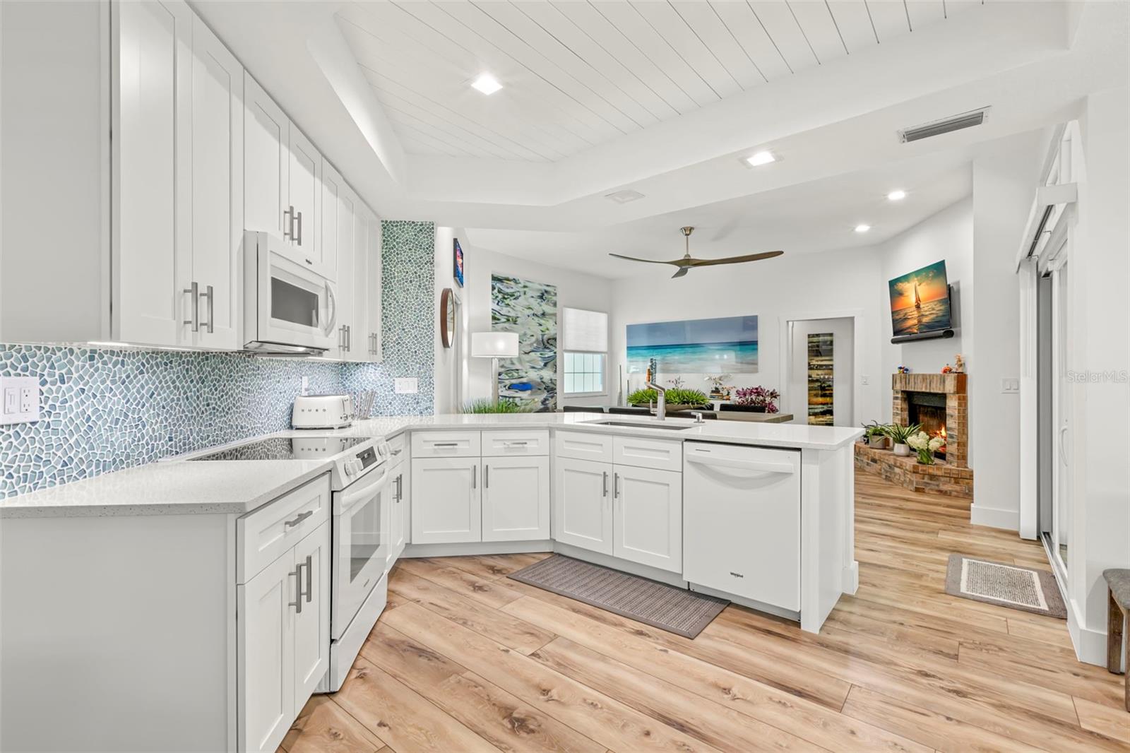 Image 10 of 50 For 5102 White Pine Circle Ne
