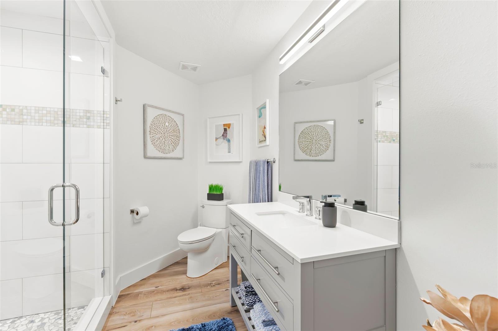 Image 38 of 50 For 5102 White Pine Circle Ne