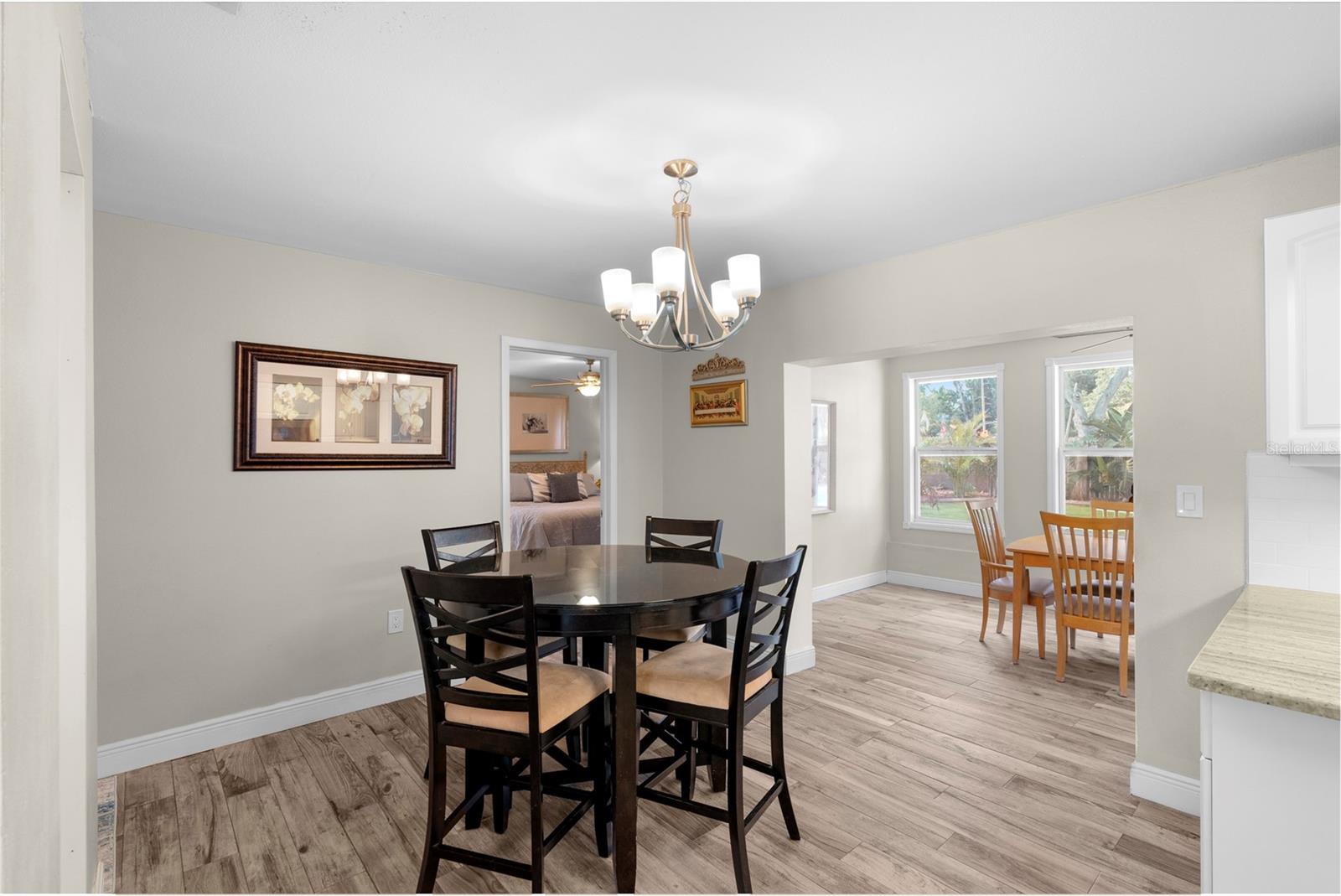 Listing photo id 12 for 6006 114th Terrace N