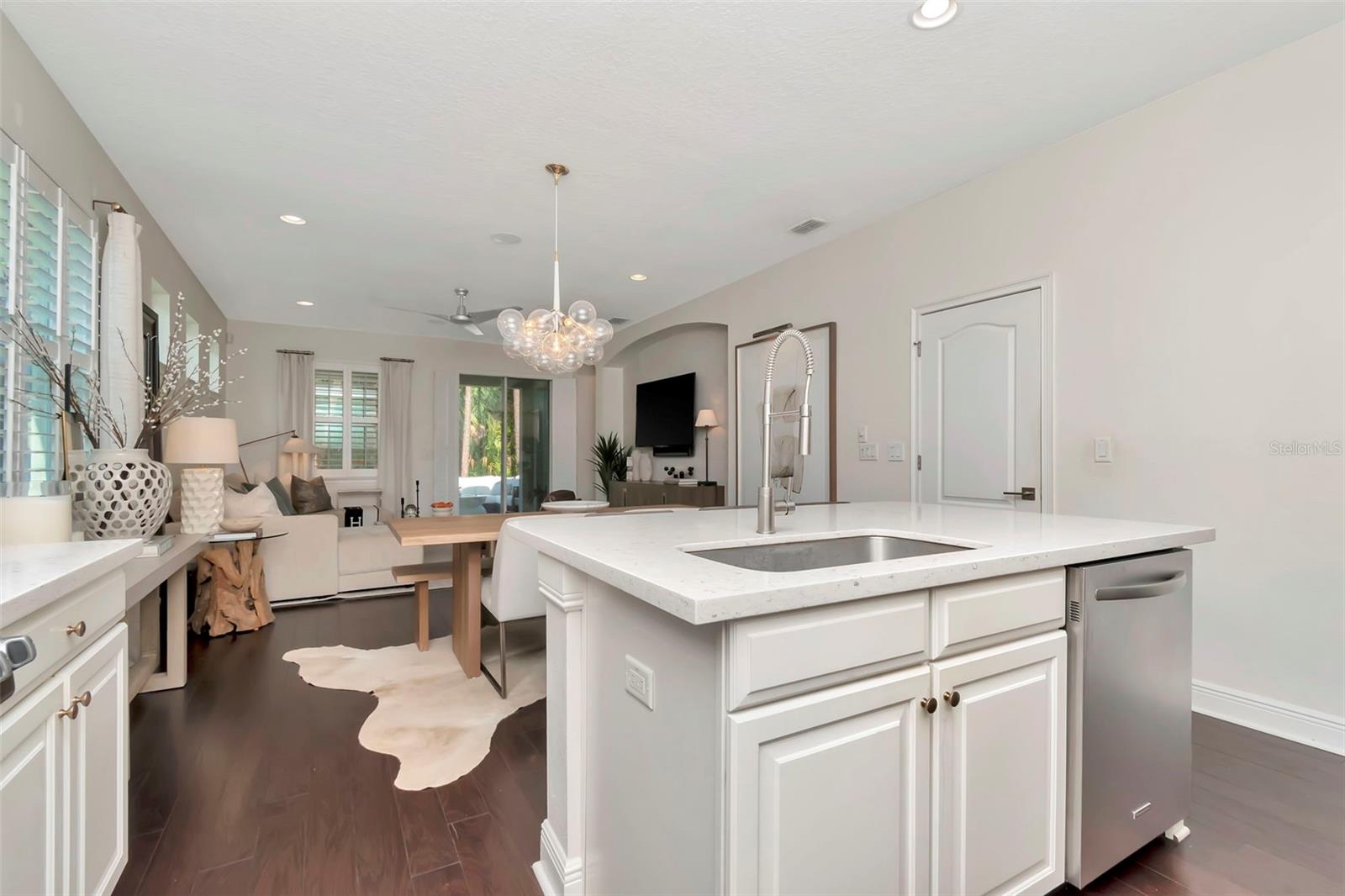 Listing photo id 8 for 11510 Quiet Forest Drive