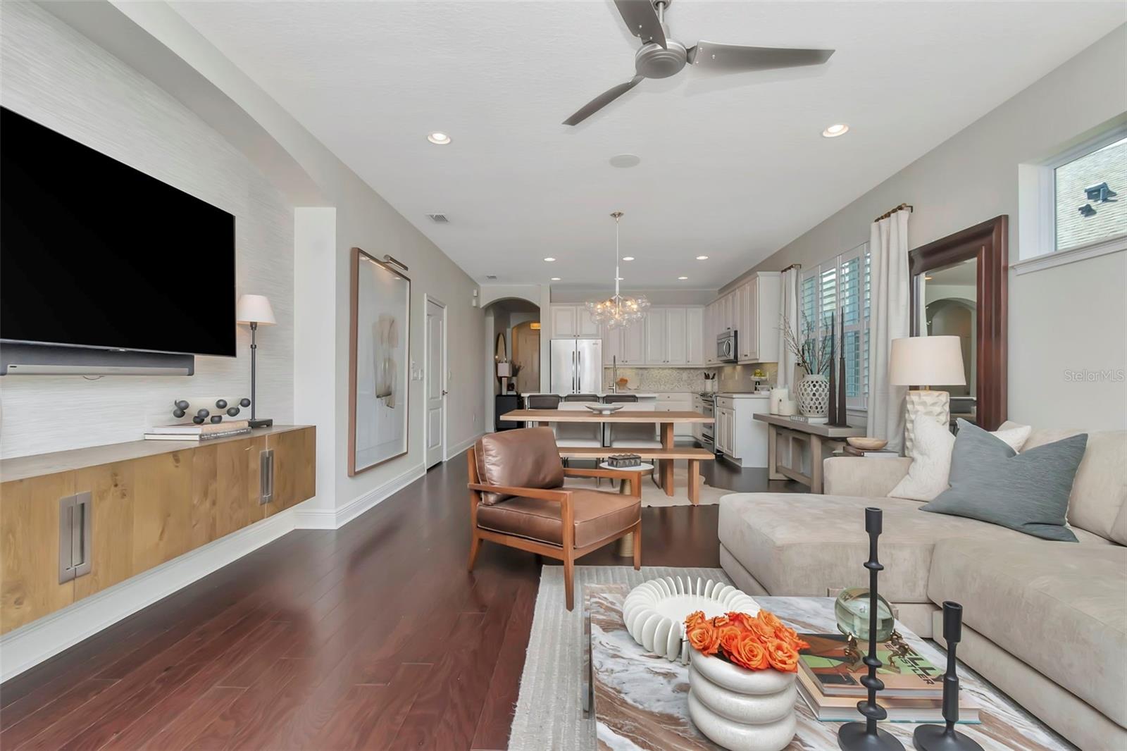 Listing photo id 11 for 11510 Quiet Forest Drive